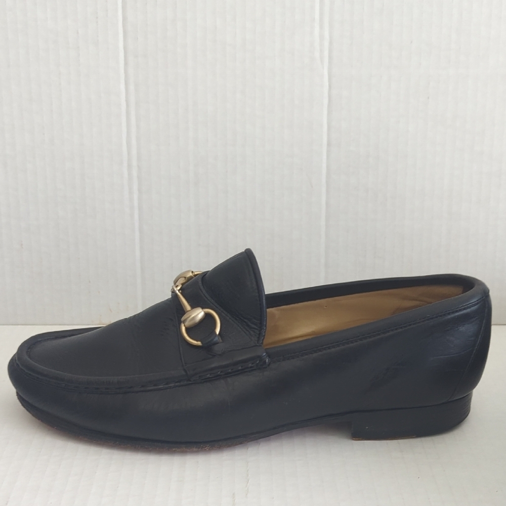 Gucci Black Leather Loafers with Gold Detail - Picture 8 of 13